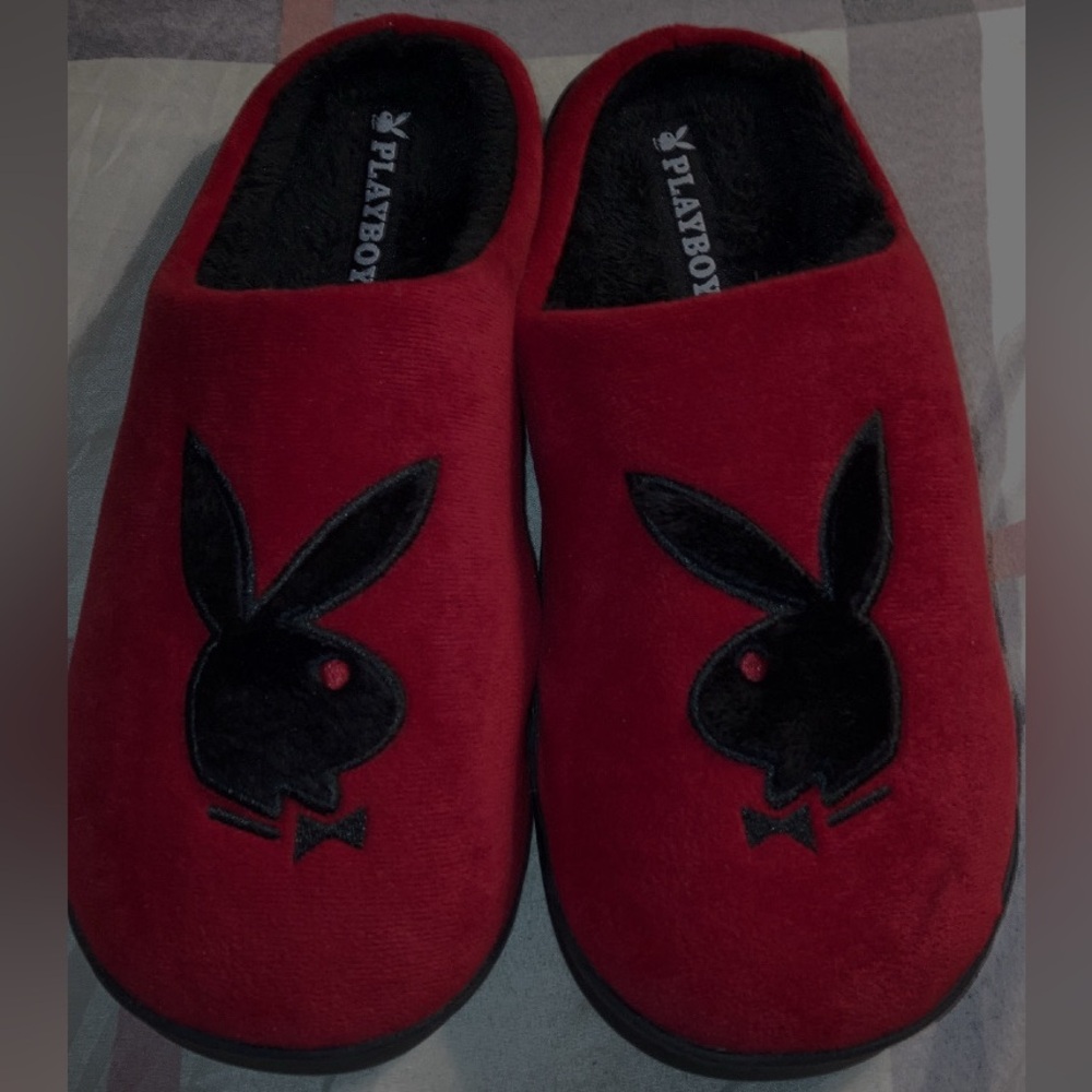 SALE! Playboy Red Slippers with Black Bunny Emblem Medium US 8-10 (NEW)